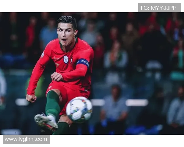 八大足球巨星形象对比解析：从技术风格到场外影响力全方位对照