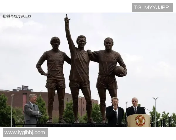 全球足球巨星雕像分布地图 各地纪念传奇球员的艺术象征